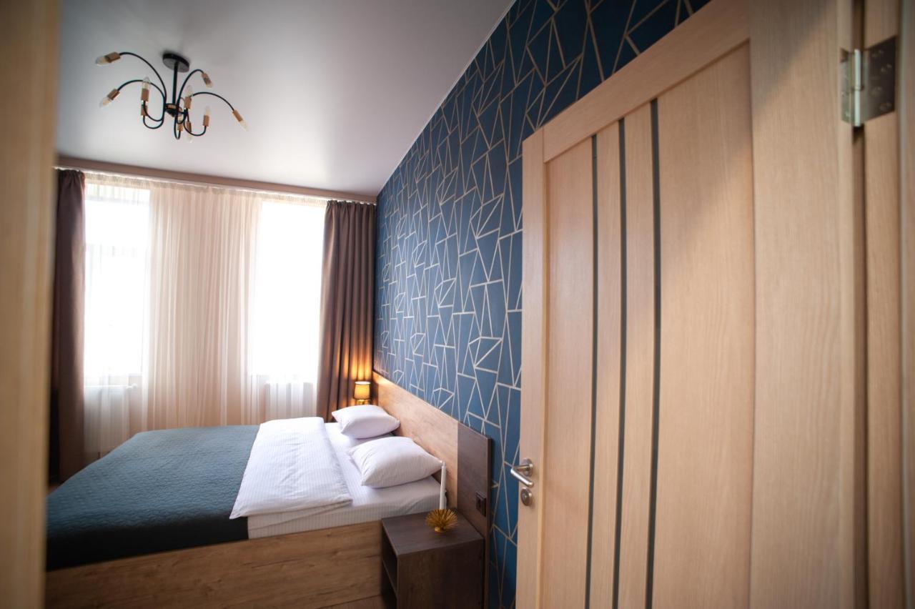 3 Bedroom, 2 Bathroom Apartment Near Forum Lwów Zewnętrze zdjęcie