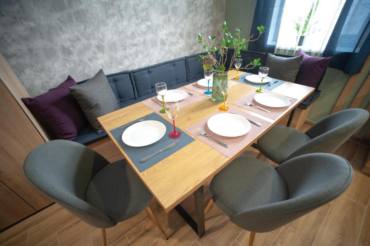 3 Bedroom, 2 Bathroom Apartment Near Forum Lwów Zewnętrze zdjęcie